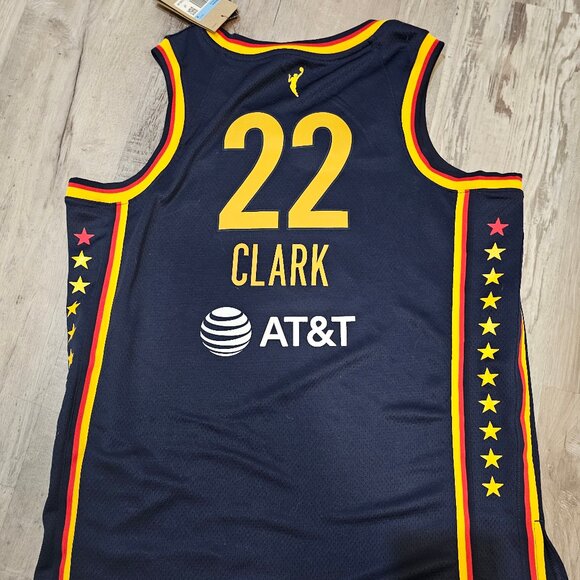 Caitlin Clark Nike Explorer Jersey Size Medium - Picture 2 of 2